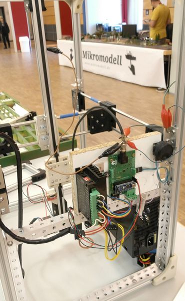 File:Os makerfaire2017 hannover2.jpg