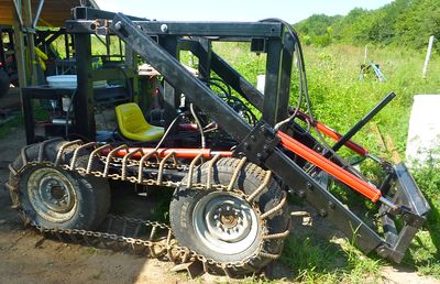 LiftTrac With Tracks.jpg