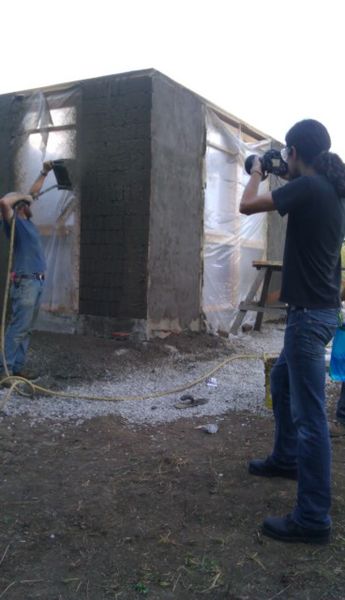 File:Microhouse1 10-2-13.jpg