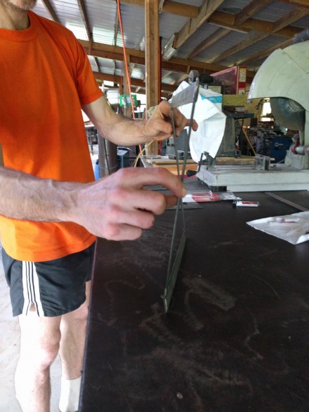 File:D3dFrameBuiltWithEpoxy unacceptableBending.jpg